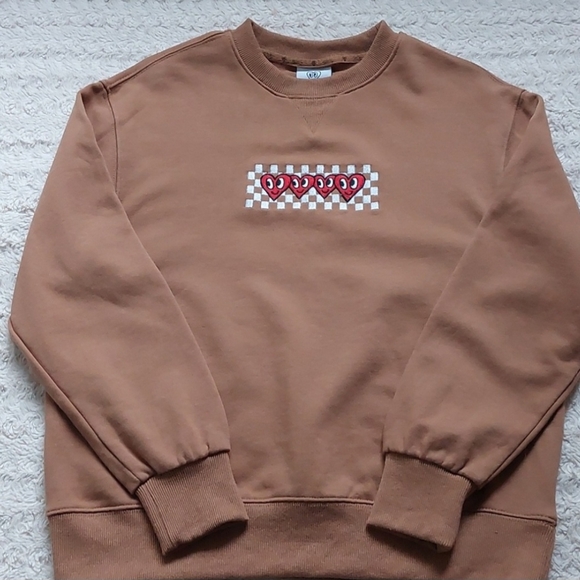 Happy Heart Sweatshirt - Picture 8 of 10